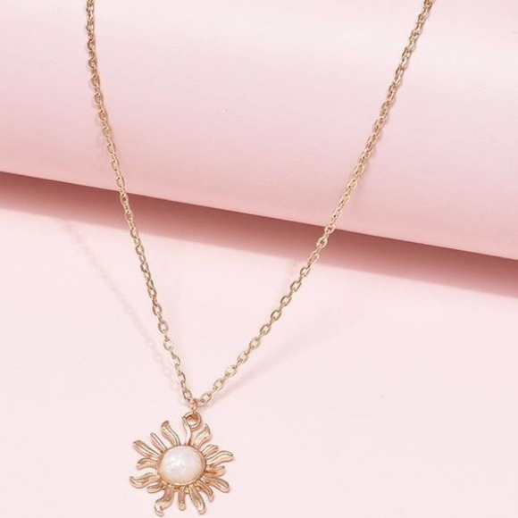 Golden Sun Flower Boho Festival Designed Necklace - Picture 4 of 8